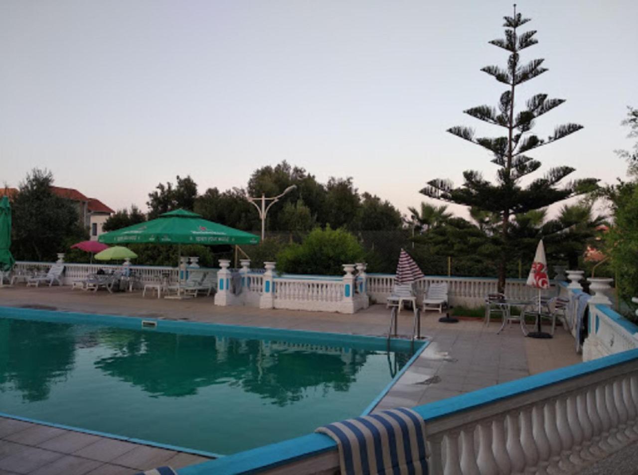 Rais Hotel Algiers Luaran gambar